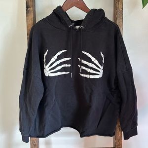 H&M Skull Hands with “Hands Off” on back oversized hoodie, size Large
